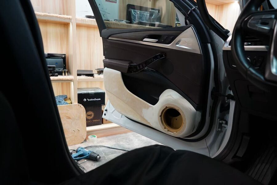 宝马X3 A柱模具