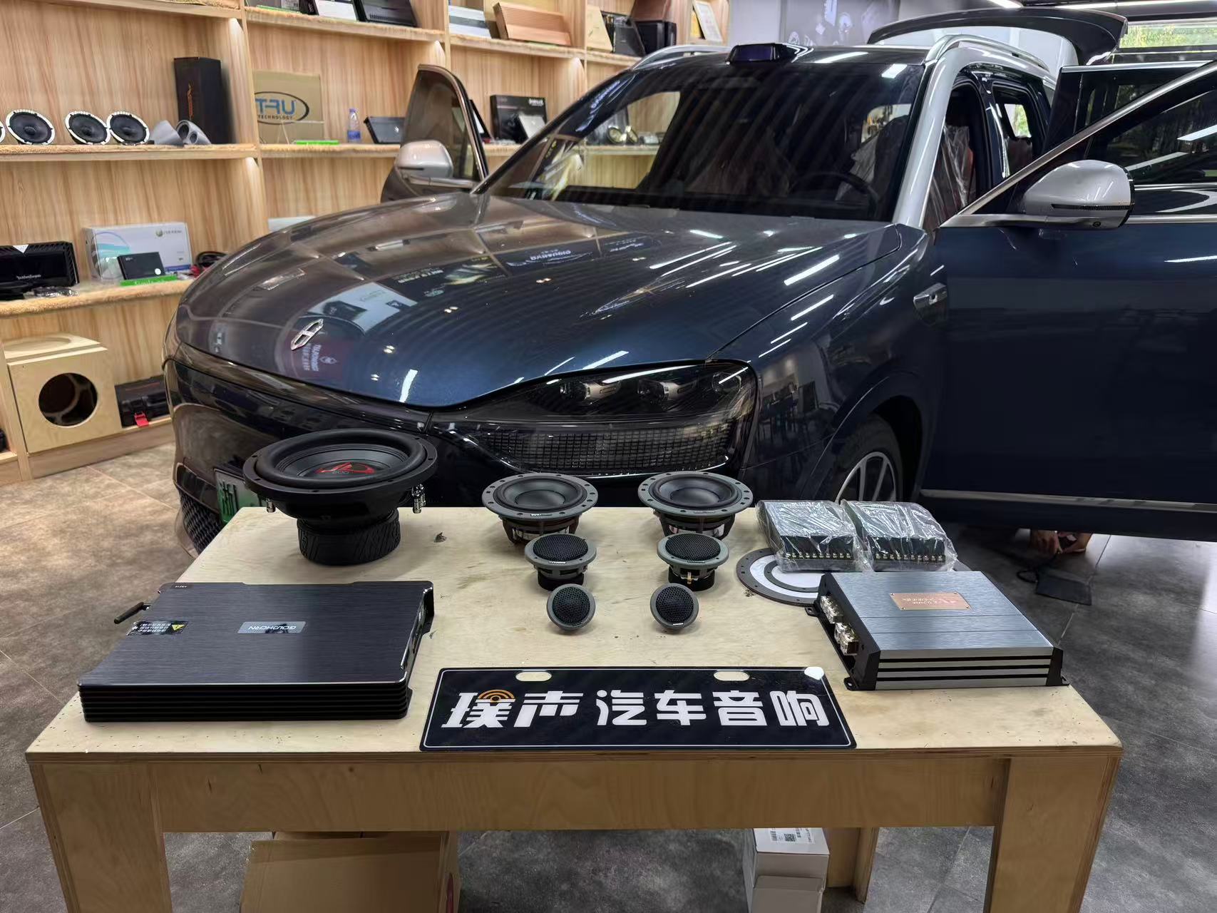问界M8丹拿372发烧三分频新能源音响升级